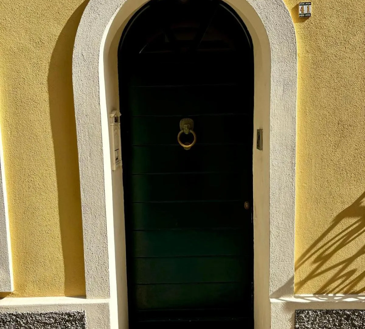 Completely Renovated 2Br Spacious & Stylish Town House-Amazing Olbia Apartment
