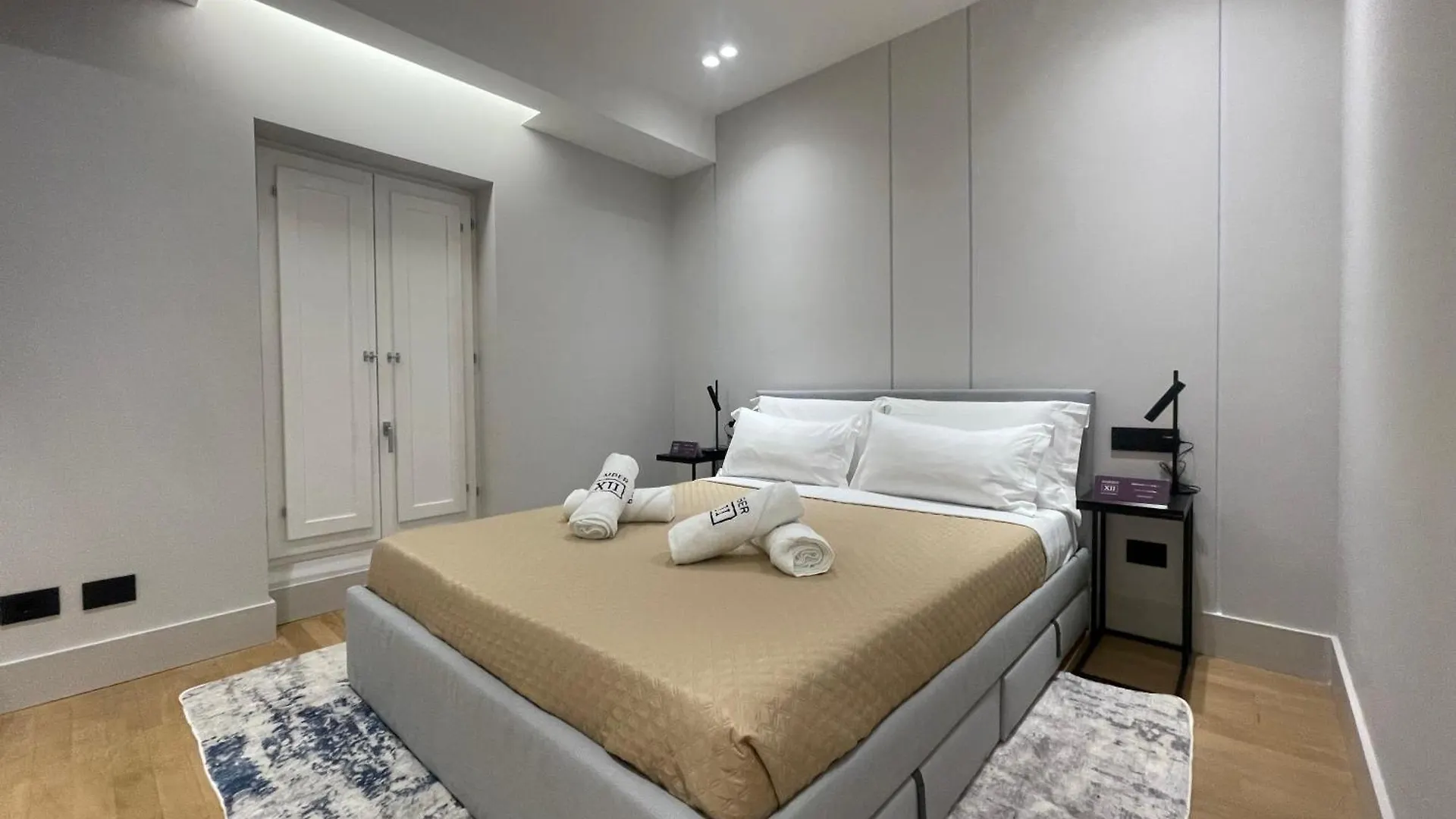 Completely Renovated 2Br Spacious & Stylish Town House-Amazing Olbia Italy